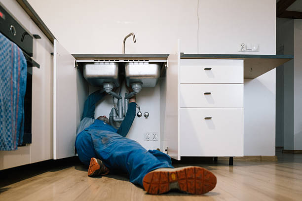 Professional Leak Detection technician working in North Babylon, NY